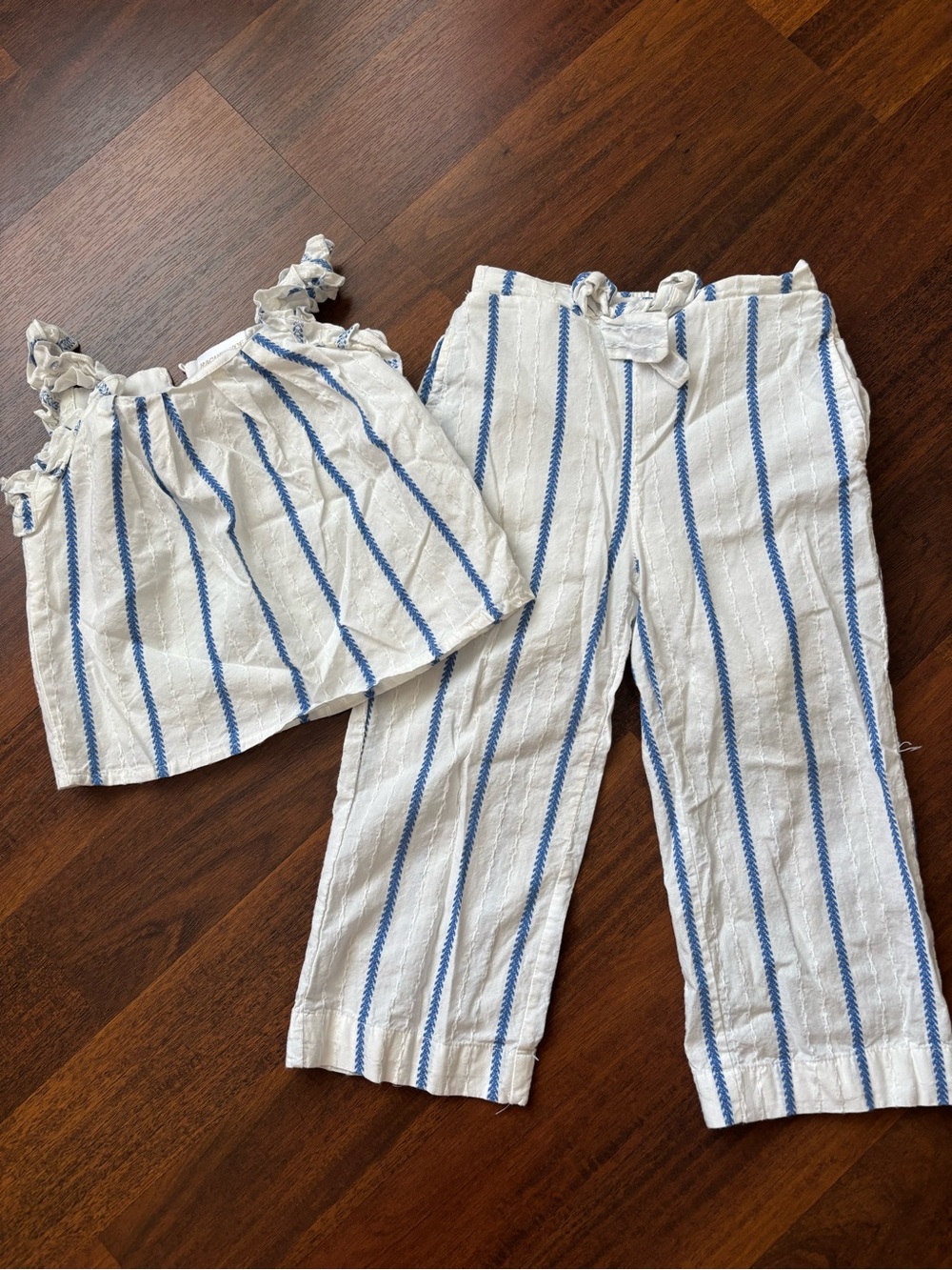 Rachel Zoe White Two Piece Outfit with Blue Embroidered Stripes